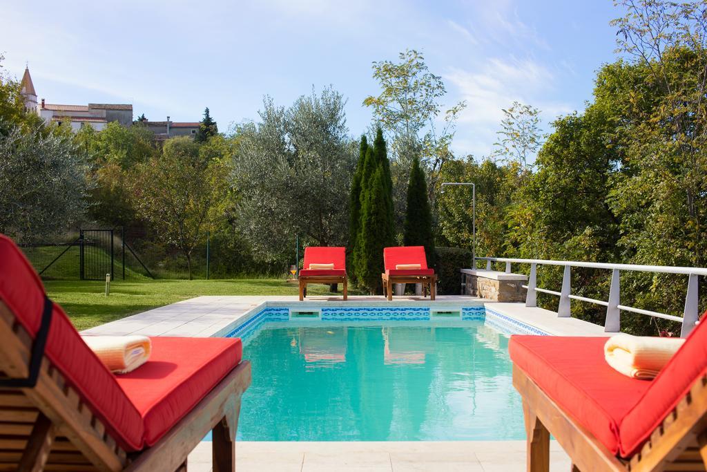 Villa Momiano With Private Pool Momjan Exterior photo